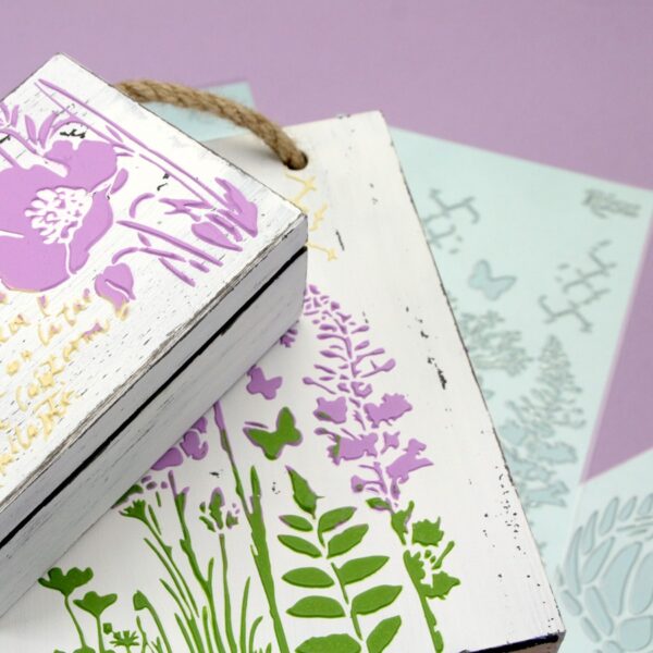 Plastic Reusable Stencil „Love“ 13x20 cm ROSA TALENT