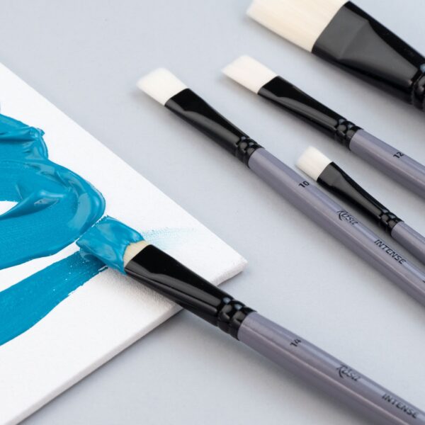 Synthetic Oval Brush, INTENSE 1668FR, Long Handle, ROSA