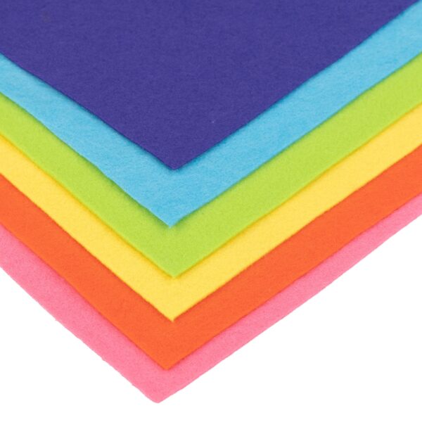 Felt of sheet (polyester), 21,5x28 cm,180g/m2, ROSA Talent