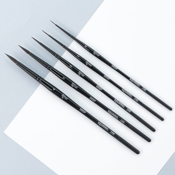 Squirrel Round Brush, DEEP 198, Short Handle, ROSA